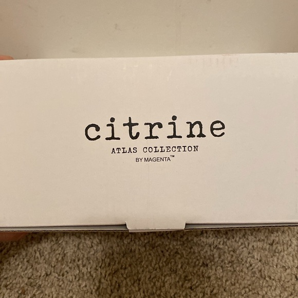 🆕CITRINE-ATLAS COLLECTION: 2 Handblown Cocktail Glasses NIB - Picture 5 of 9